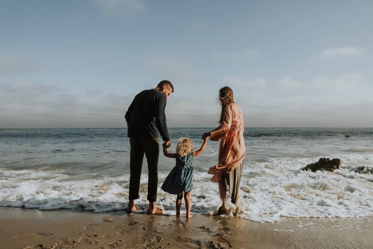 parents setting boundaries with child